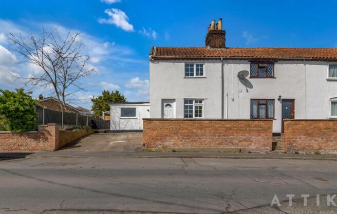 32 Darby Road Beccles NR34 9XX (12).jpg