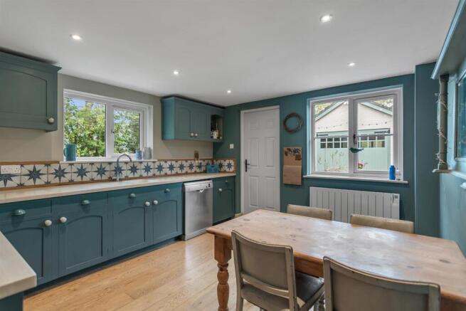 1 Harleston Road Linstead IP19 0LE (29).jpg