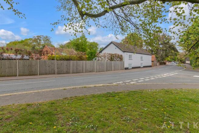 24 Newmarket Road, Norwich, NR46UE (3).jpg