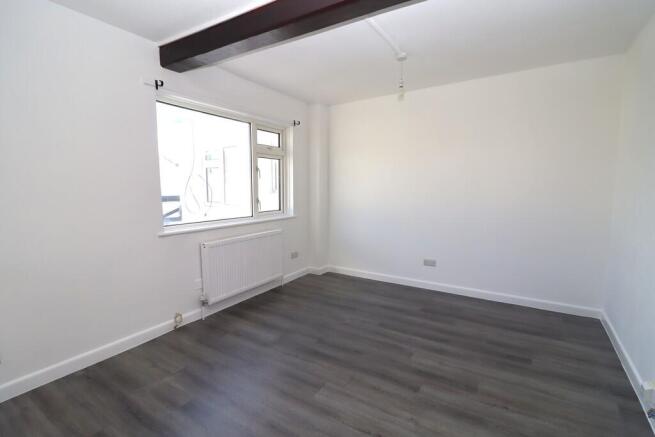 lounge end