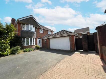 Greenfield Crescent, Grange Moor, WF4