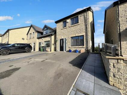 Rosemeade Court, Huddersfield, HD5