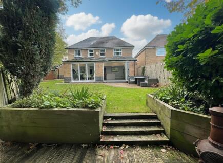 The Muirlands, Huddersfield, HD2