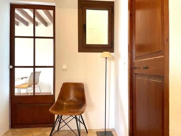 DeWatermark.ai_17618