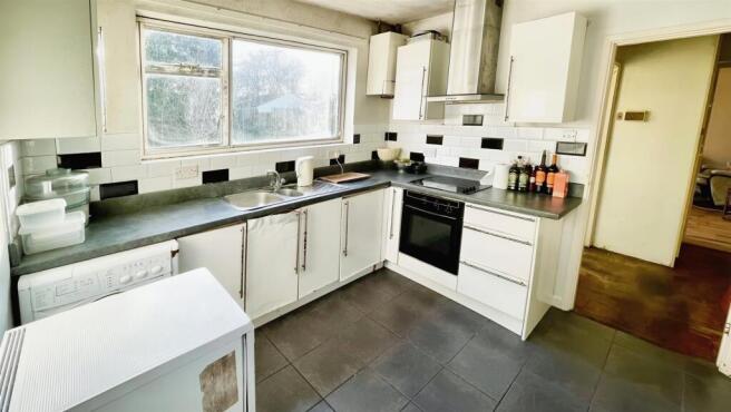 98591d72-Photo 205.jpg