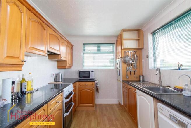 133 High Howe Lane-02.jpg