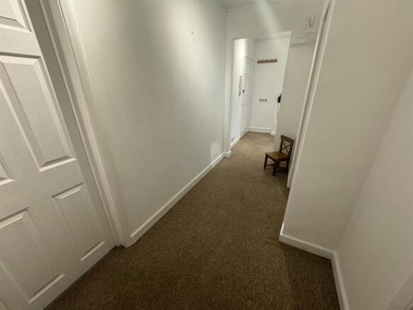 Hallway.JPEG