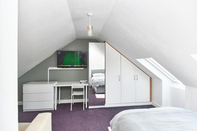 Room 1 photo 2