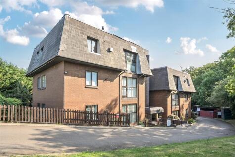 Broadhurst Avenue, Edgware