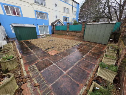 Harlech Gardens, Hounslow, TW5 9PT