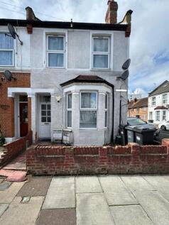 Cecil Road, Hounslow, TW3 1NU