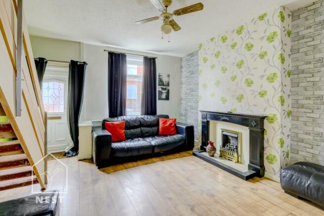 2 bedroom terraced house for sale in Thompson Lane, Oldham, Greater ...