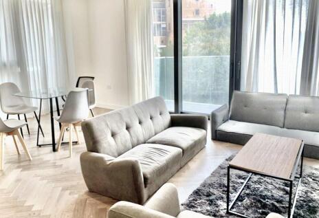 Gauging Square, Shadwell, E1W