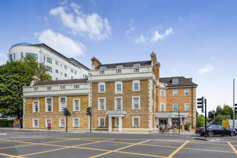 Kew Bridge Road, Brentford, TW8