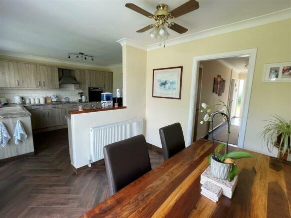 Open Plan Kitchen Diner