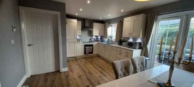 Dining Kitchen