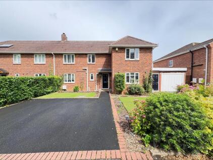 Valiant Road, Manby, Louth, LN11