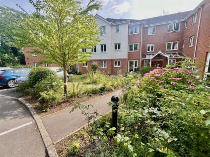 Ringwood Road, Ferndown