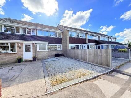 Heathfield Road, West Moors, Ferndown