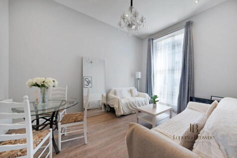 Gloucester Terrace, W2