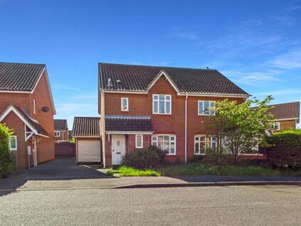 Landcliffe Close, St Ives, Cambridgeshire.