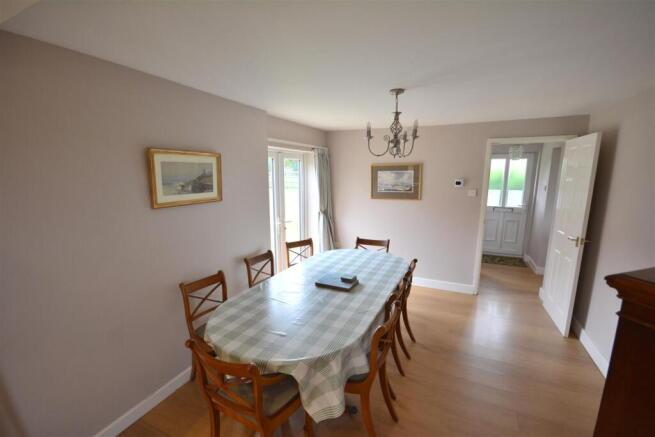 Dining room.JPG