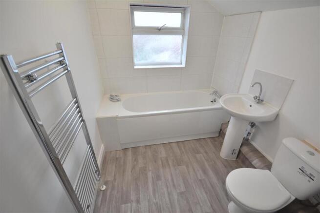 Bathroom.JPG