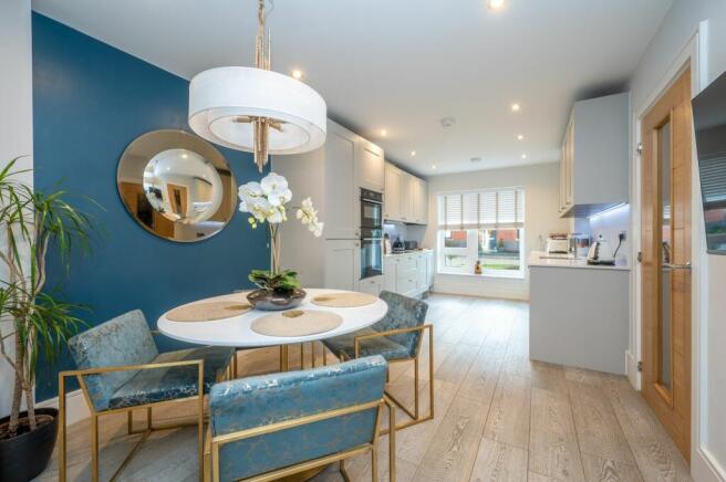 Kitchen Dining Area