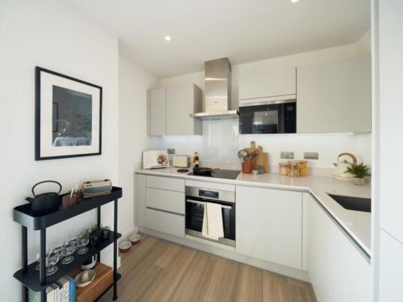 2 Bed - Image 4