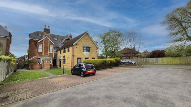 RESIDENTS CAR PARK