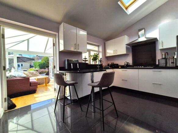 Breakfast Kitchen