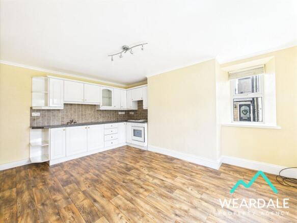 Kitchen/Dining Area