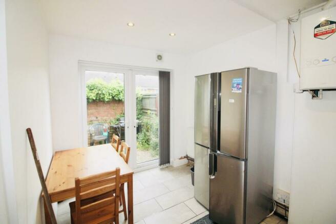 Kitchen/Dining Area