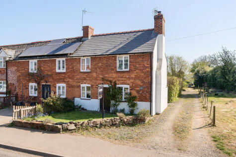 Laburnum Cottage, Baschurch - A charming cottage