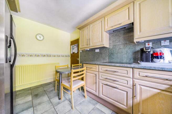 -681b6fcb2e2bc-l-15-6819196c19fff-1284916-ARW-15 