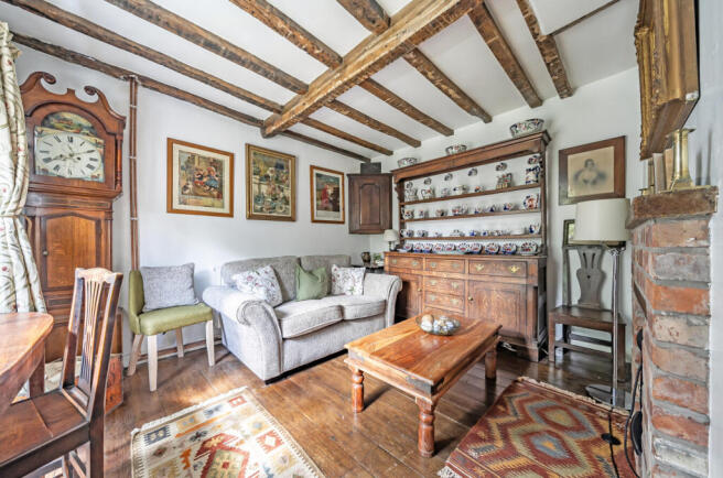 -68931b71eb596-l-1330667-7-6892314185764