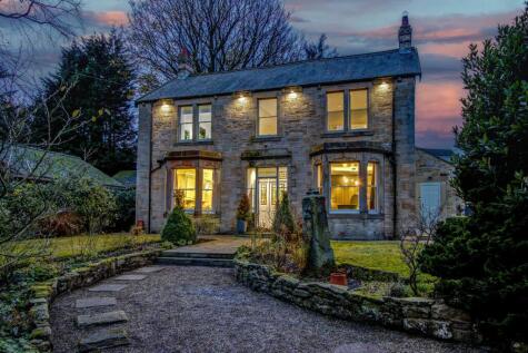 Ivy House, Front Street, Burnopfield, Newcastle Upon Tyne, NE16