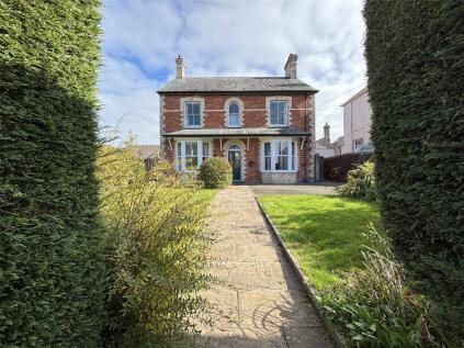 Menors Place, Holsworthy, Devon, EX22