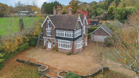 Piltdown Lodge, Lodge Lane, Piltdown, Uckfield East Sussex TN22 3YP