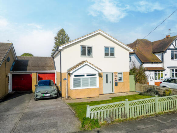 Manor Road, Tring, HP23
