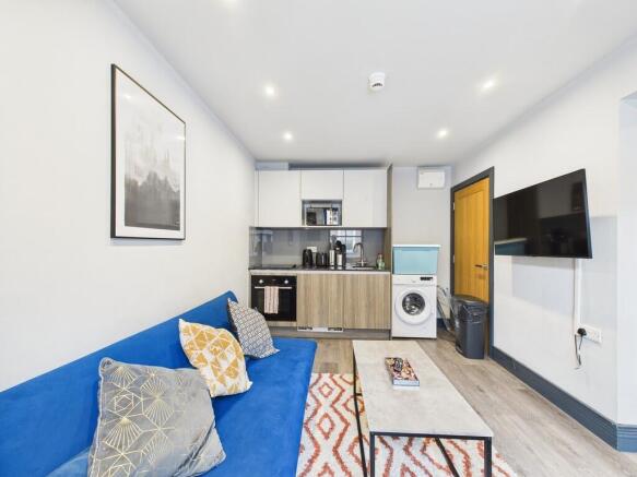 CAM03519G0-PR0373...