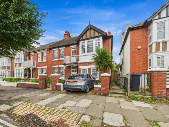 CAM03987G0-PR0218...