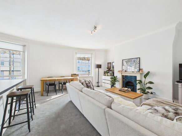 CAM03519G0-PR0403...