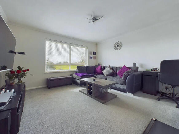 CAM04335G0-PR0091...