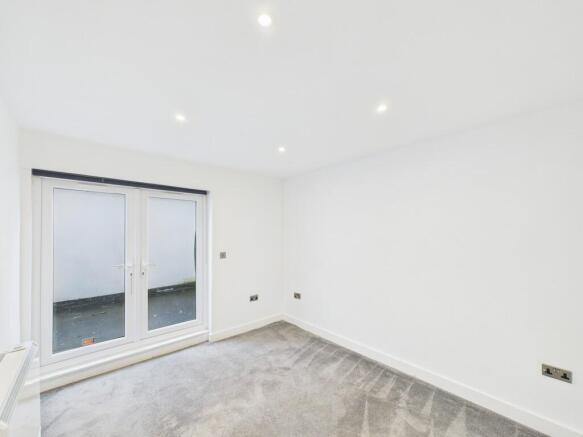 CAM03519G0-PR0416...