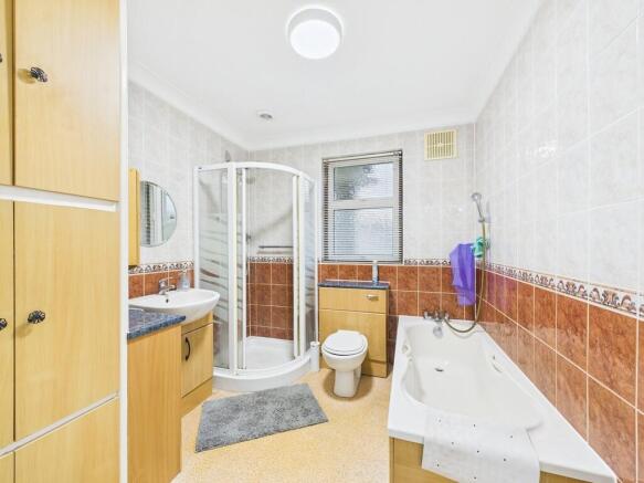 CAM03519G0-PR0425...