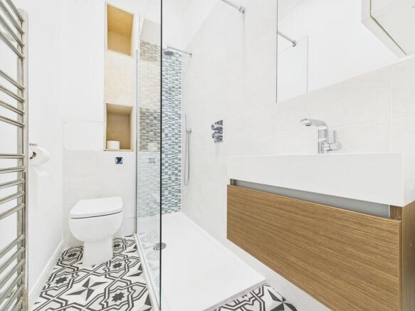 CAM04693G0-PR0059...