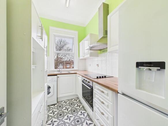 CAM04693G0-PR0059...