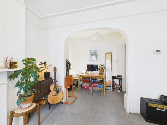 CAM03987G0-PR0247...