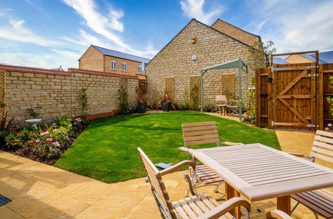 Beautiful show home garden of our Hesketh